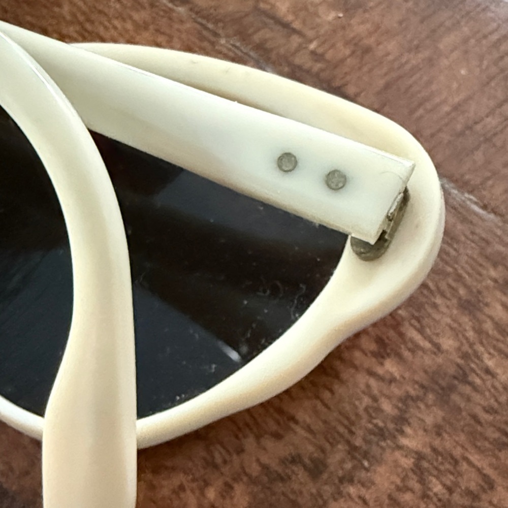 Vintage Blue and cream Women's Sunglasses Cateye petite frames glasses - Picture 5 of 8